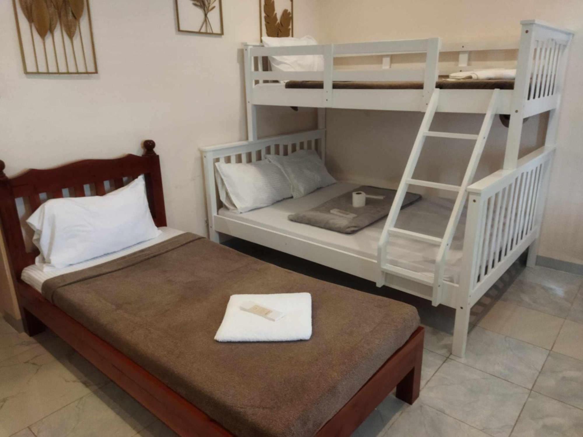 Elnora Delmar Travellers Inn Сікіхор Екстер'єр фото